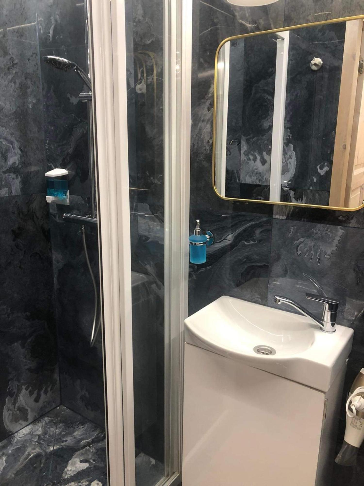 Dp Art Residence - Self Check In Каунас Номер фото